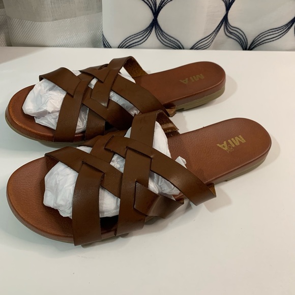 Mia Women’s Sandals crisscross design Brown size 7.5,10 - Picture 6 of 8